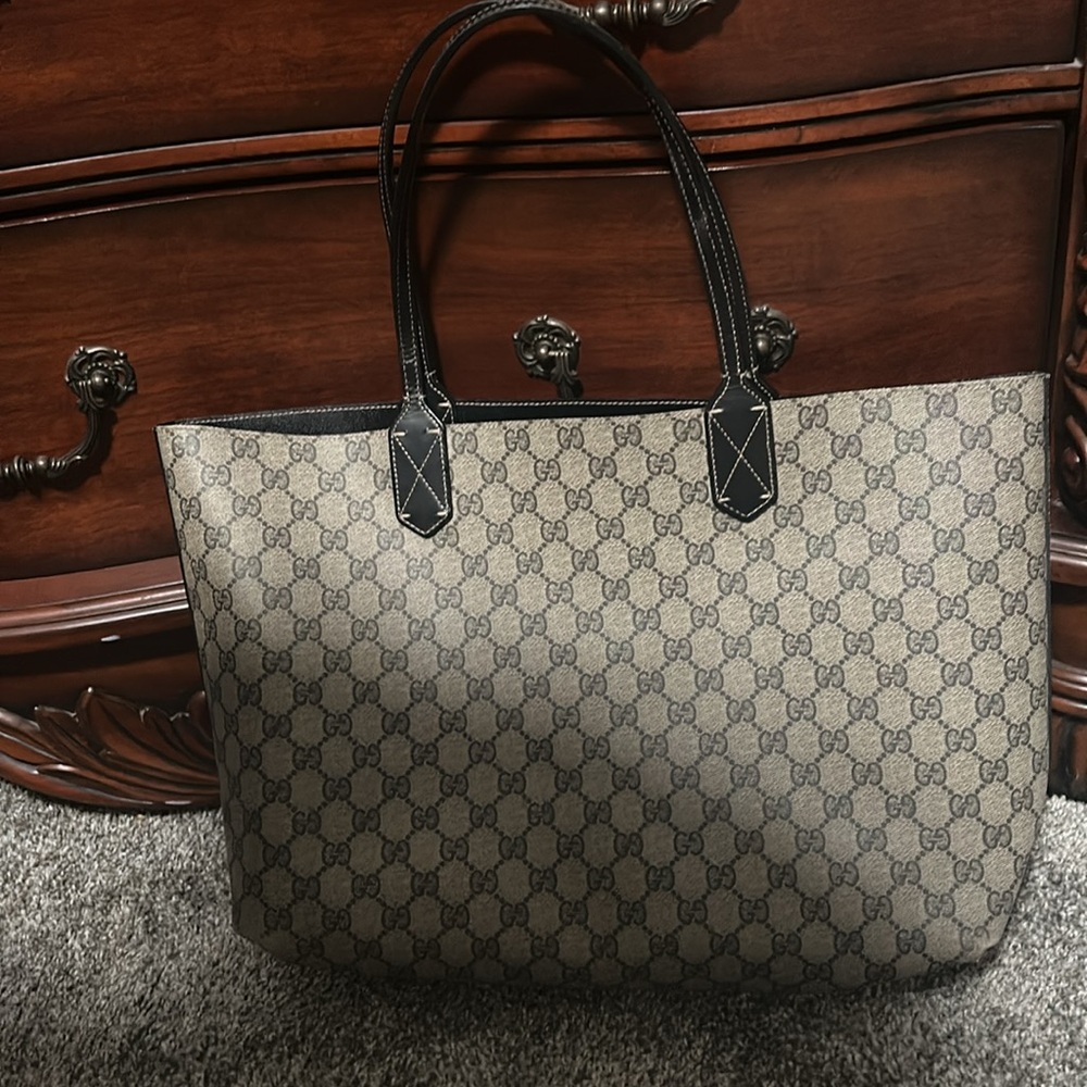 Vintage Gucci Tote - Picture 3 of 3